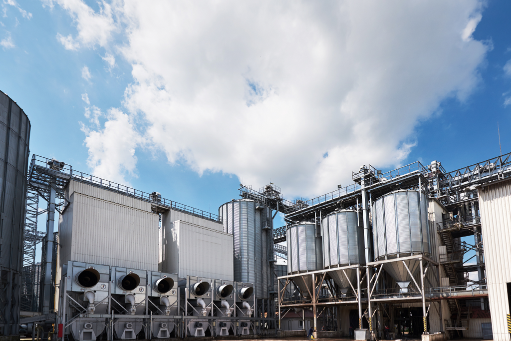 Soluciones Innovadoras para el Sector Industrial  Imagen de fábrica de sector industrial